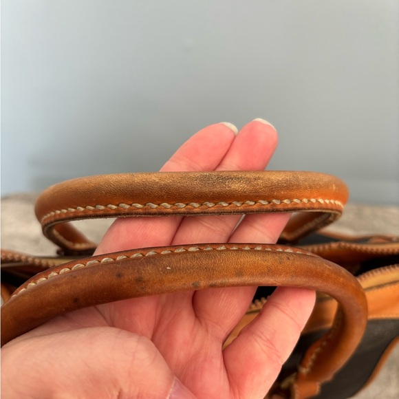 VINTAGE Dooney & Bourke All Weather Leather Handle Bag Black Brown With FLAWS - Picture 13 of 13